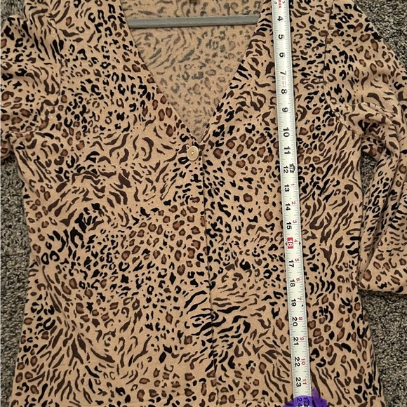 Charter Club 2-Ply 100% Cashmere Animal Print Cardigan Sweater Size Large - Picture 8 of 8